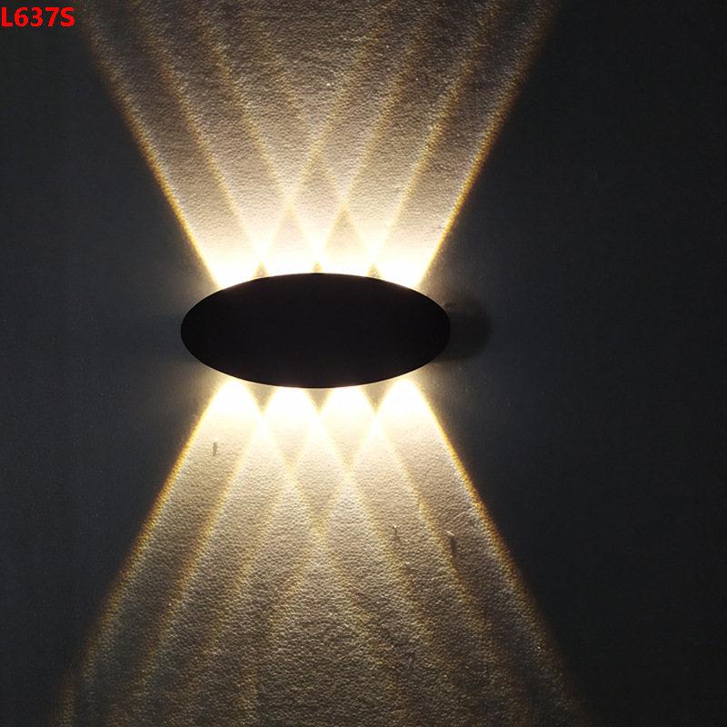 Đèn tường ngoài trời hình leo LED hắt 8 tia L637S 3