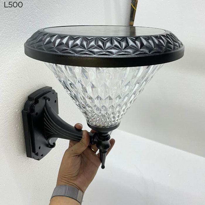 Đèn tường năng lượng mặt trời L500