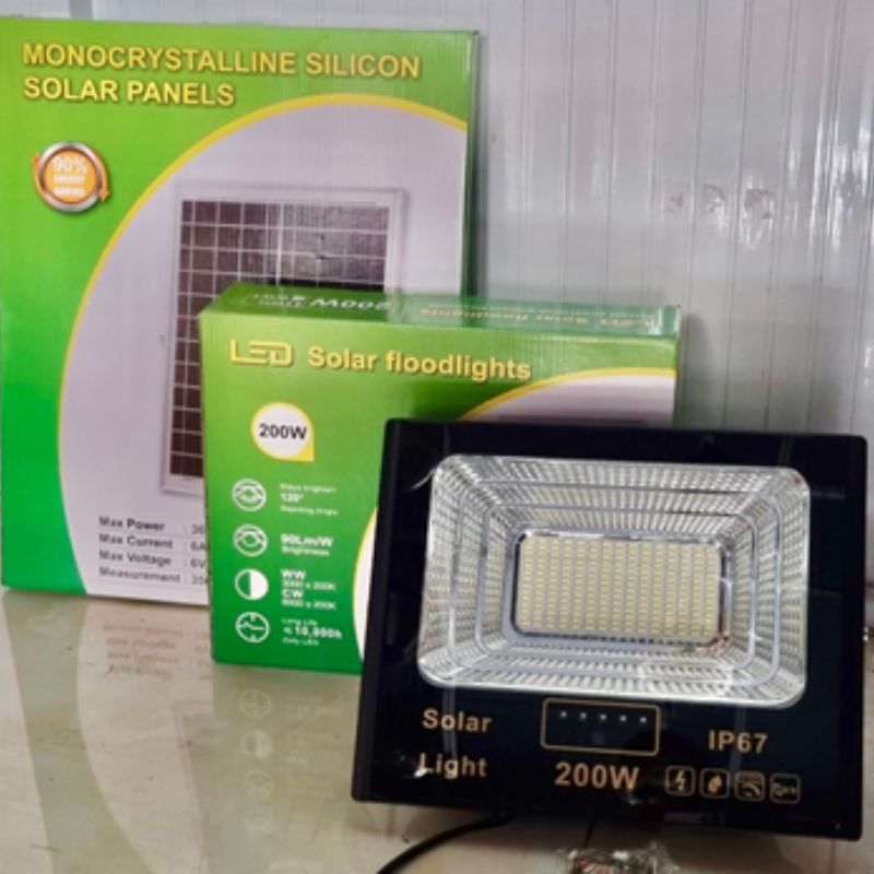 Đèn pha vuông nhôm DBS200W năng lượng mặt trời 200W