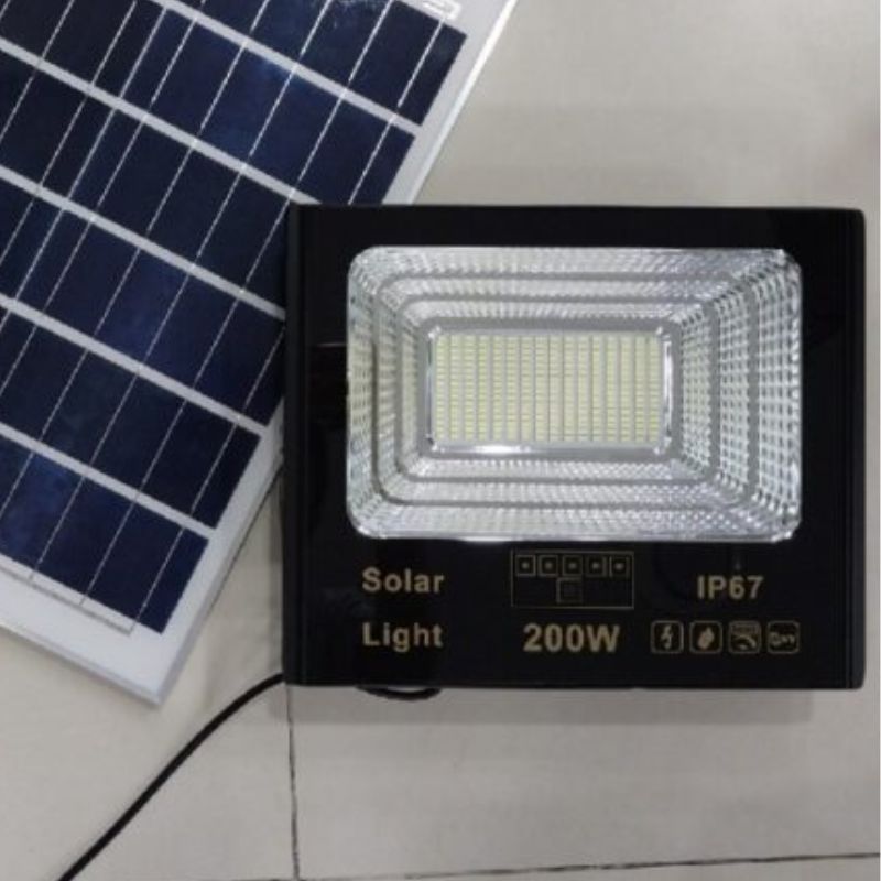 Đèn pha vuông nhôm DBS200W năng lượng mặt trời 200W