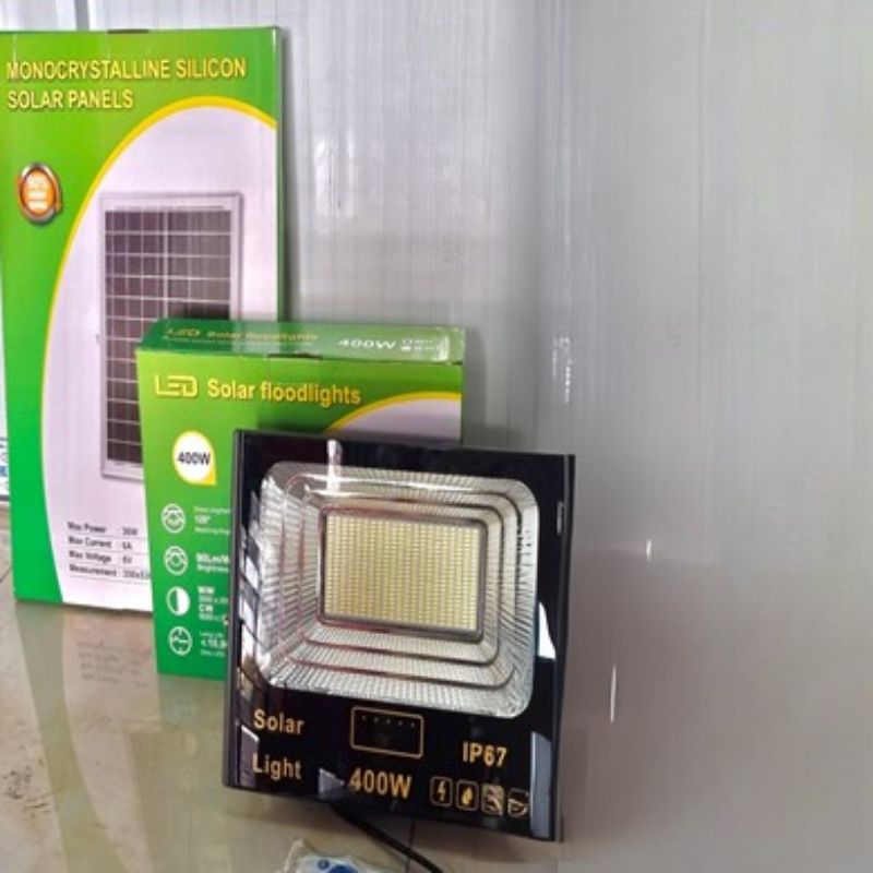 Đèn pha vuông nhôm DBS400W năng lượng mặt trời 400W