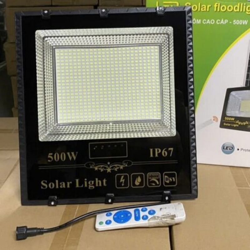 Đèn pha vuông nhôm DBS500W năng lượng mặt trời 500W